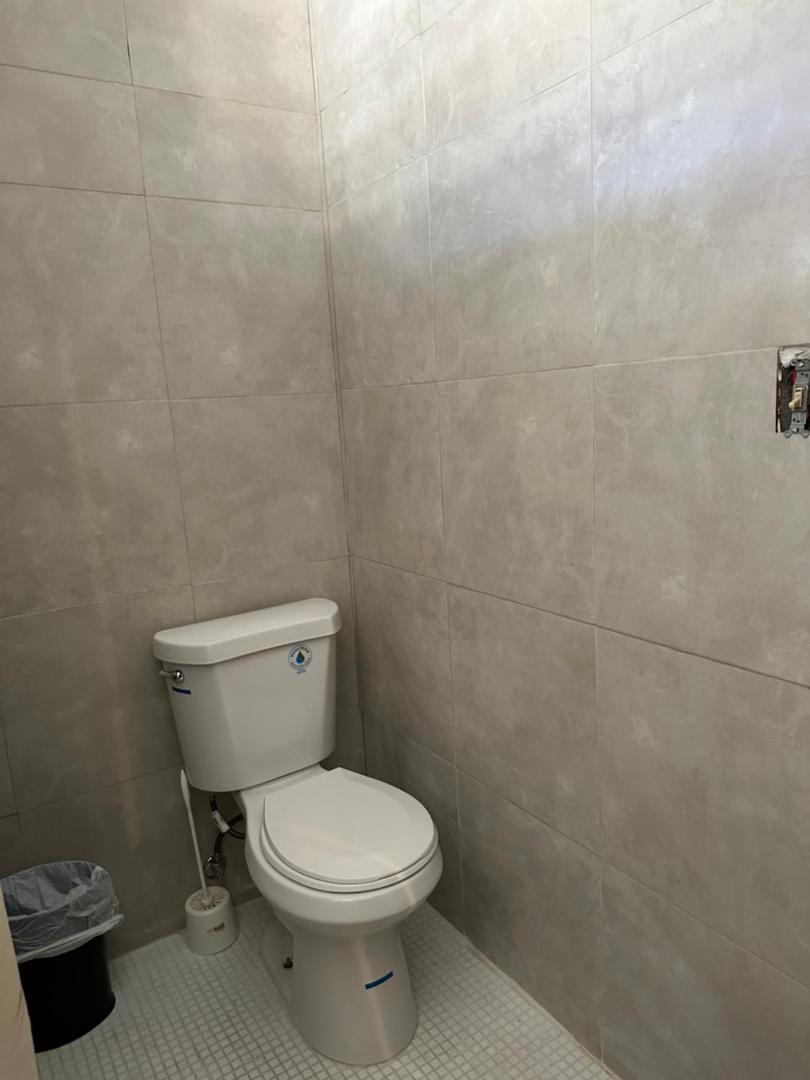 Foto 2: 3BR, 1BA in Cepeda, Up to 20 Guests near Ocean Park Beach