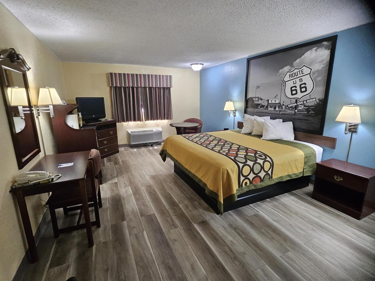 Foto 2: Super 8 by Wyndham Clinton