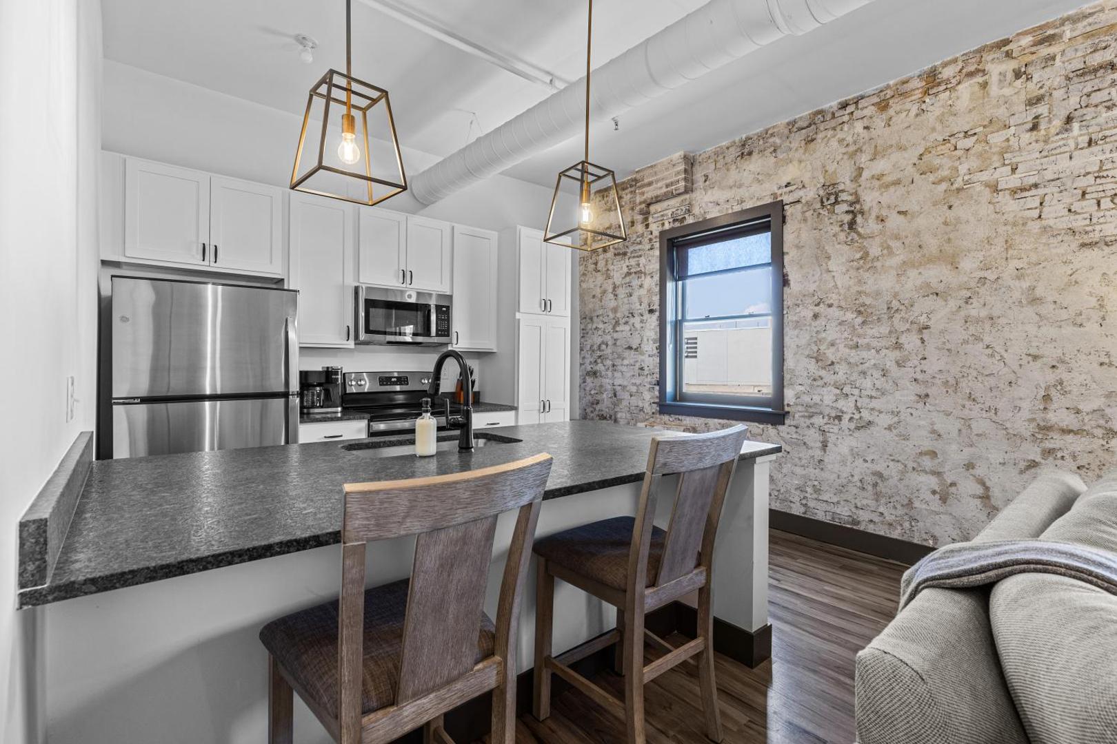 Bilde 7: Brick & Bed Riverfront Lofts, PC 205