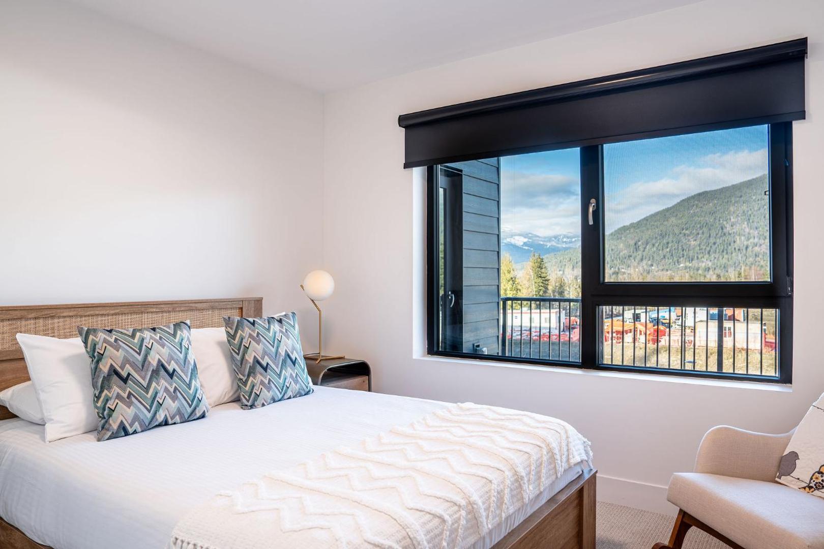 Foto 3: Drop in Condo by Revelstoke Vacations