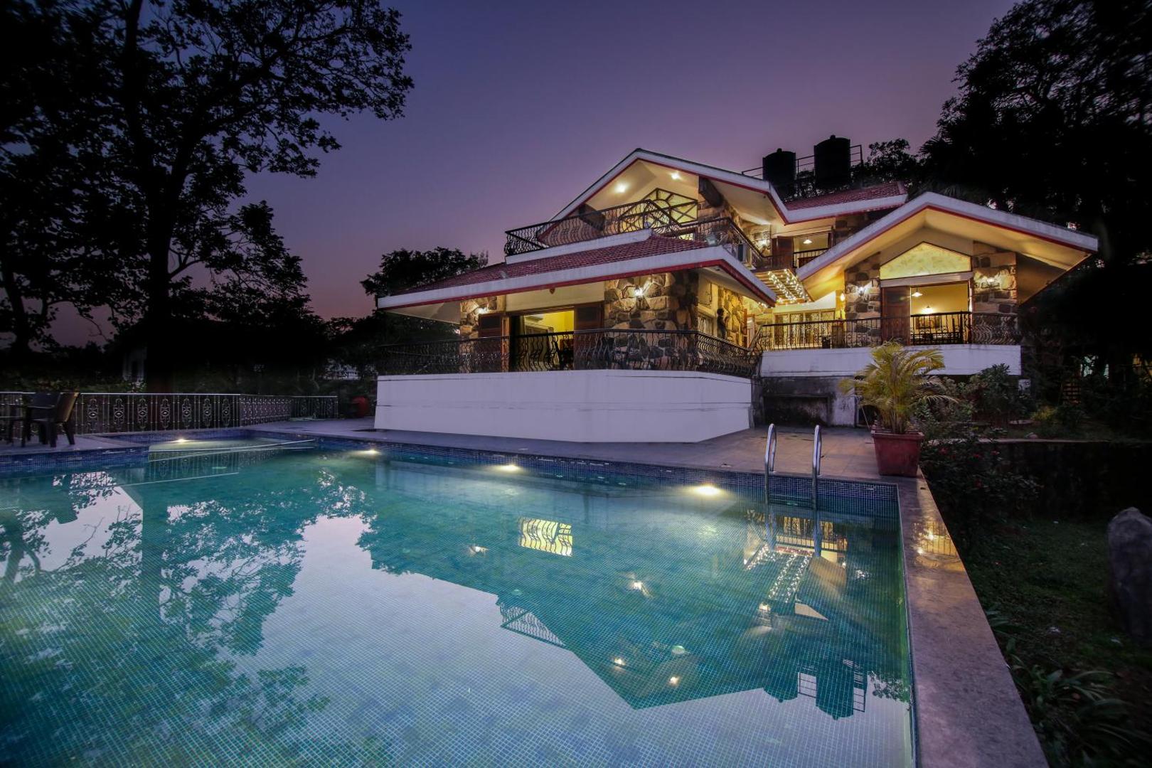 Fotografie 6: Stone by Tranq Villas 4BHK Infinity Pool Retreat at Lonavala