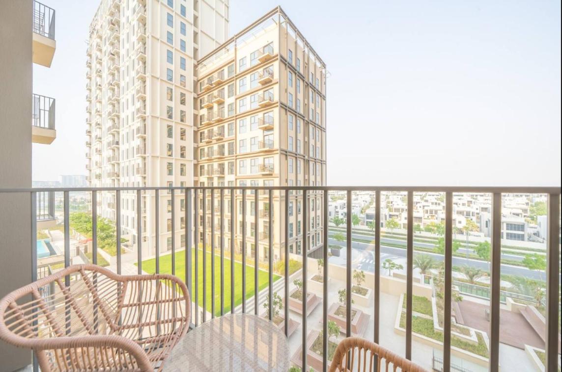 Foto 3: Chic 1BR in Collective Tower Dubai Hills