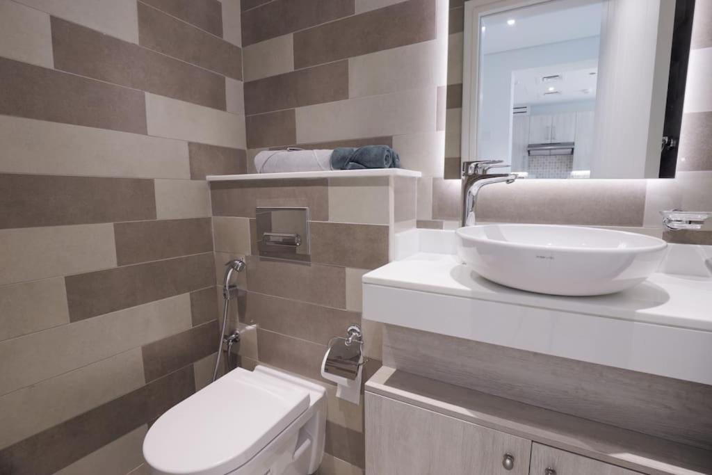 Billede 8: Spacious & Modern 2BR in Seven Palm Residence