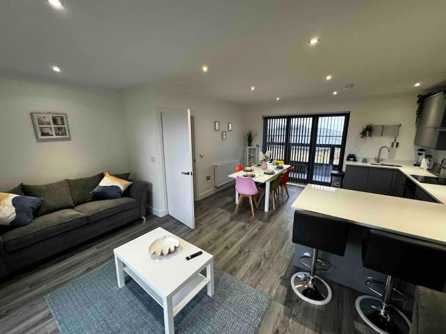 Foto 2: Seashell - Hornsea Duplex Apartment with Sea Views and Balconies