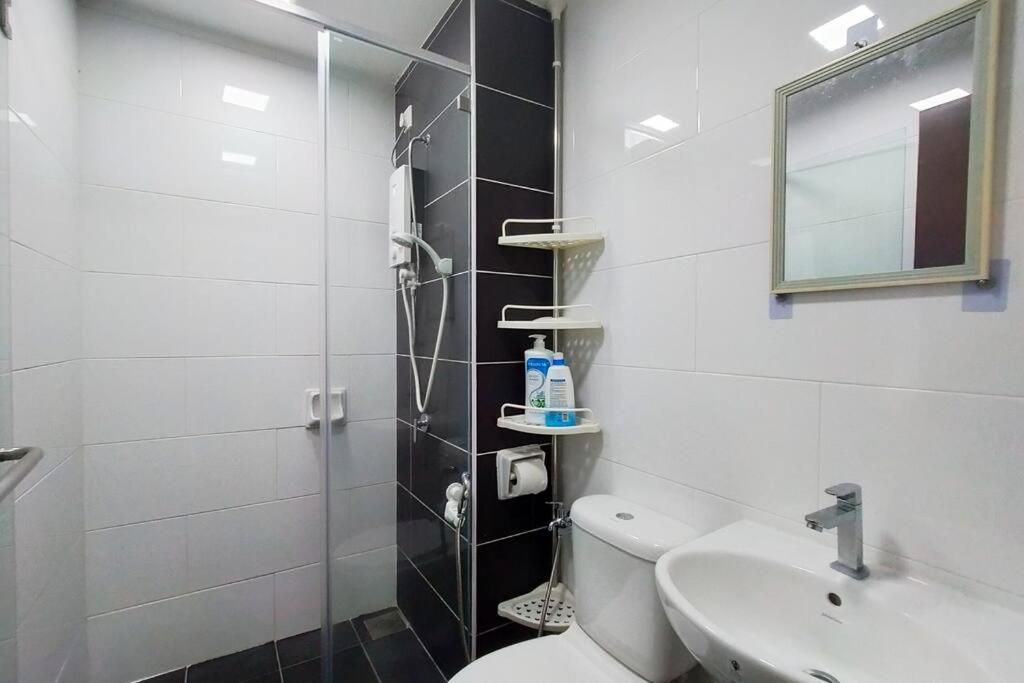 Kuva 10: Chic - 4 bedroom - Projector - Ipoh Town - Sleep8