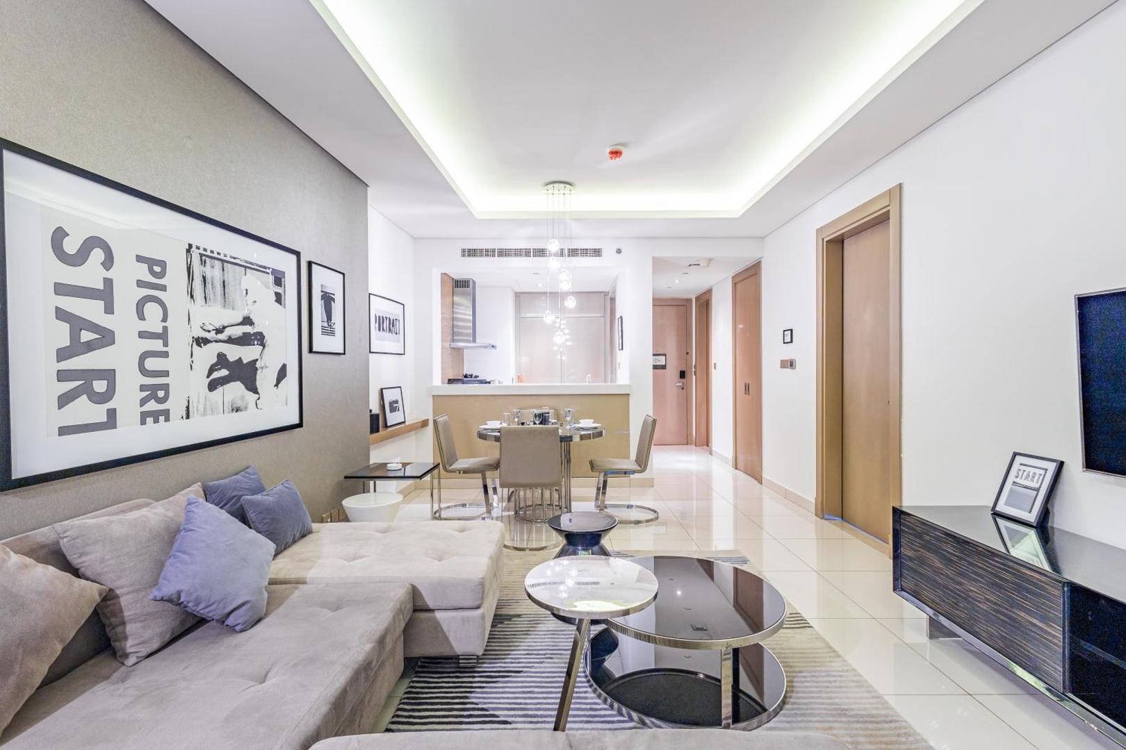 Billede 8: SuperHost - Dubai Dreaming Stylish 1BR, DAMAC Towers Paramount