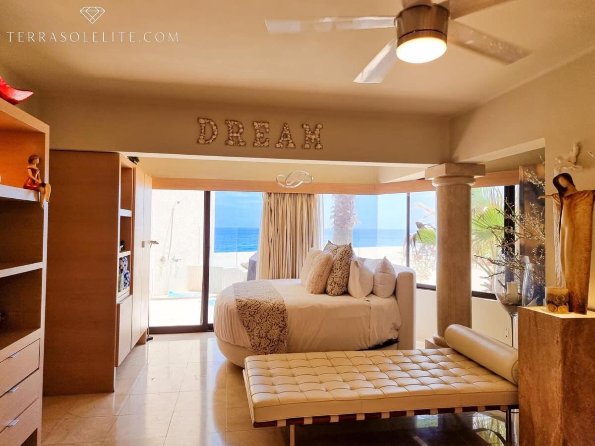 Foto 10: Unit 135 - Beachfront Heaven Ocean Front at Terrasol