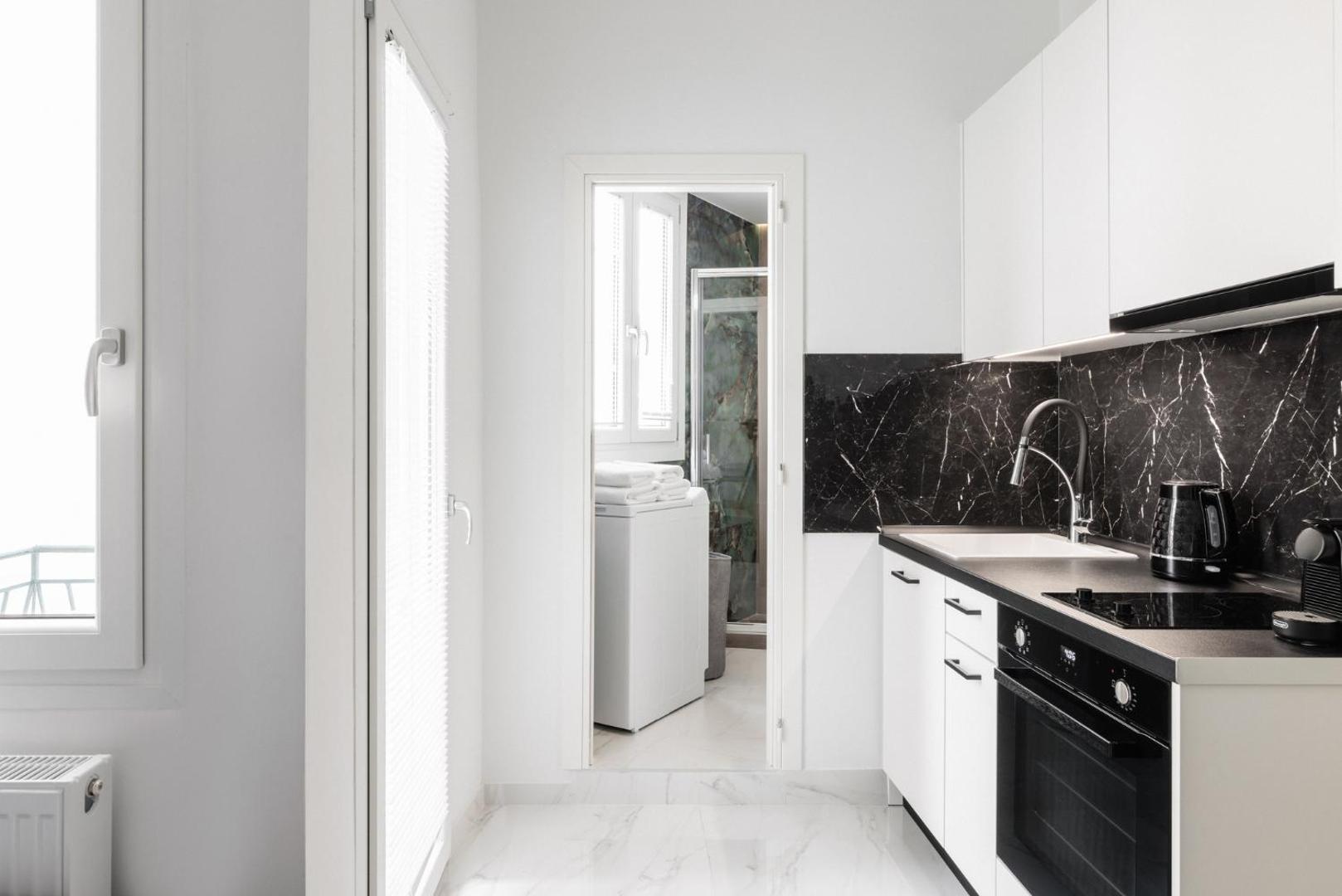 Foto 6: F & B Collection - Luxury Suite