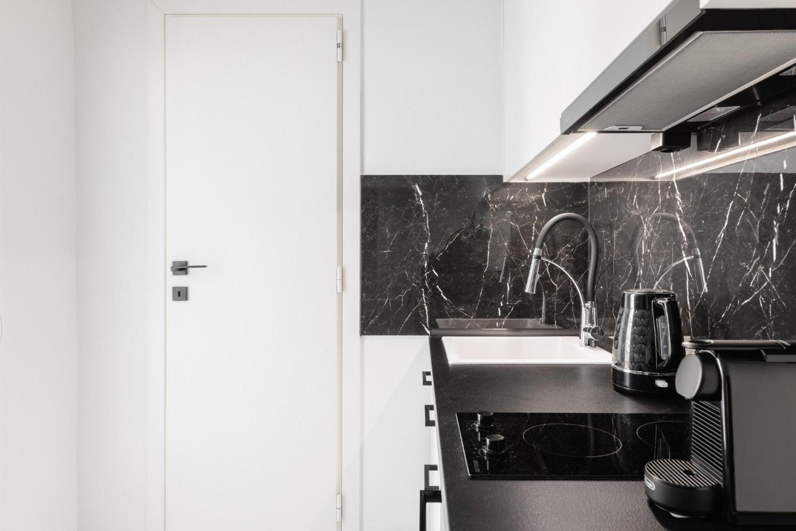 Foto 7: F & B Collection - Luxury Suite