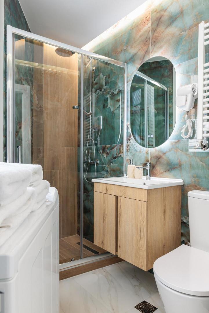 Foto 9: F & B Collection - Luxury Suite