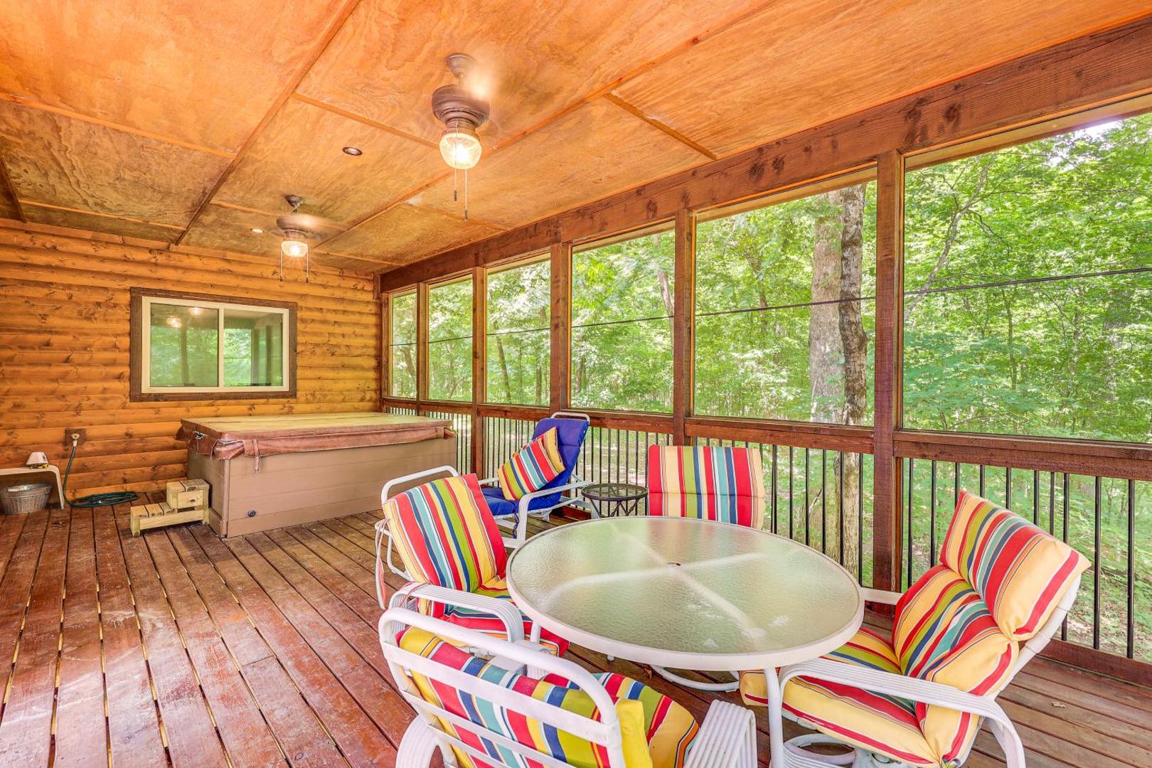 Billede 2: Cabin on 23 Acres with Creek Access in Broken Bow