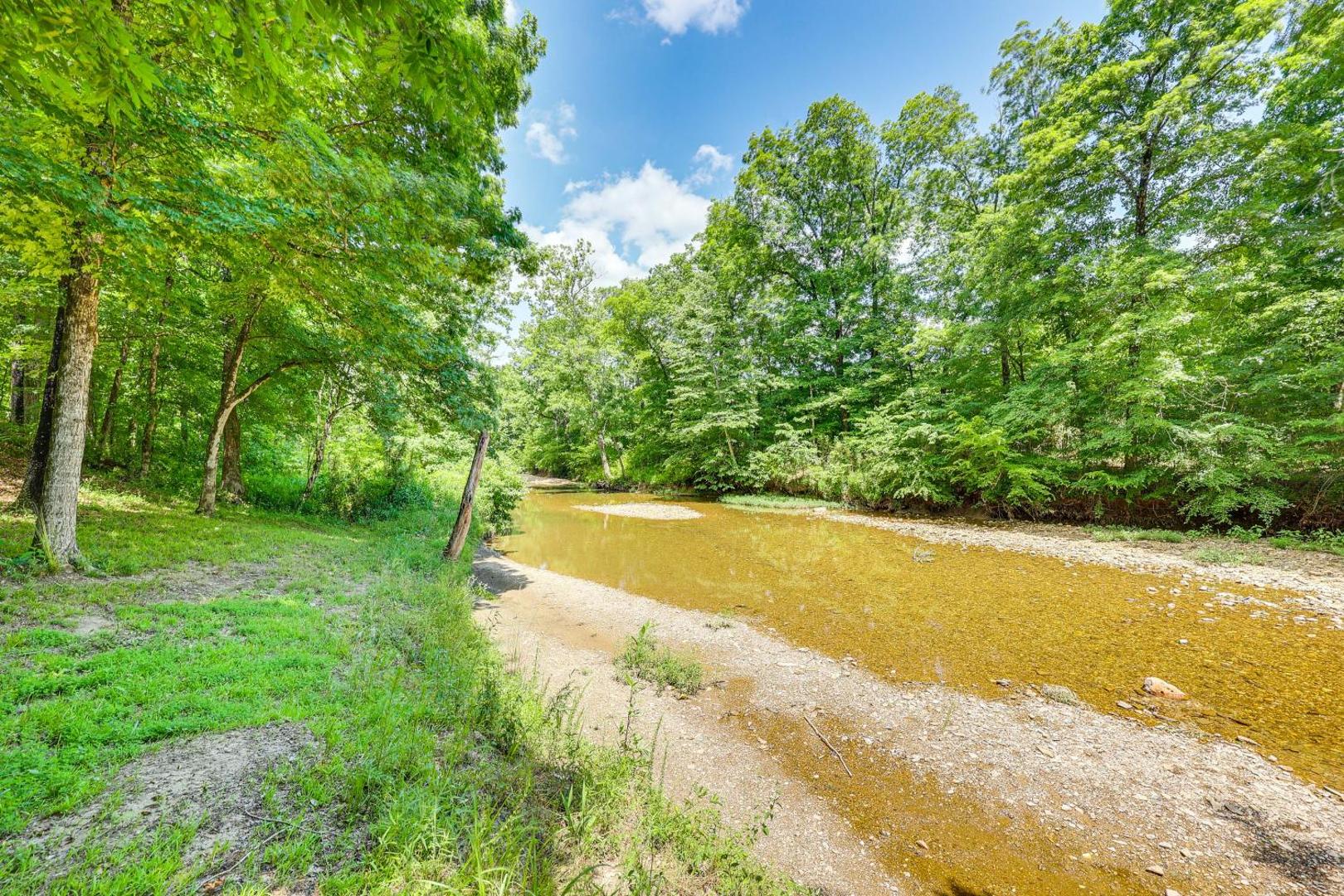 Billede 3: Cabin on 23 Acres with Creek Access in Broken Bow
