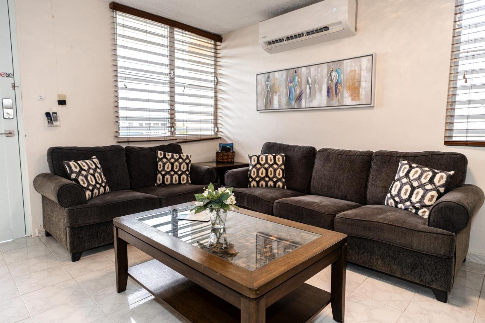 Fotografie 3: Oasis in the South of the Island with FREE parking and laundry