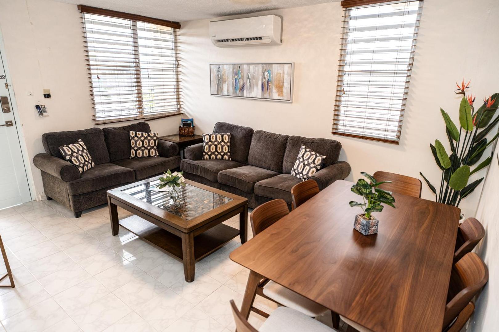 Fotografie 2: Oasis in the South of the Island with FREE parking and laundry