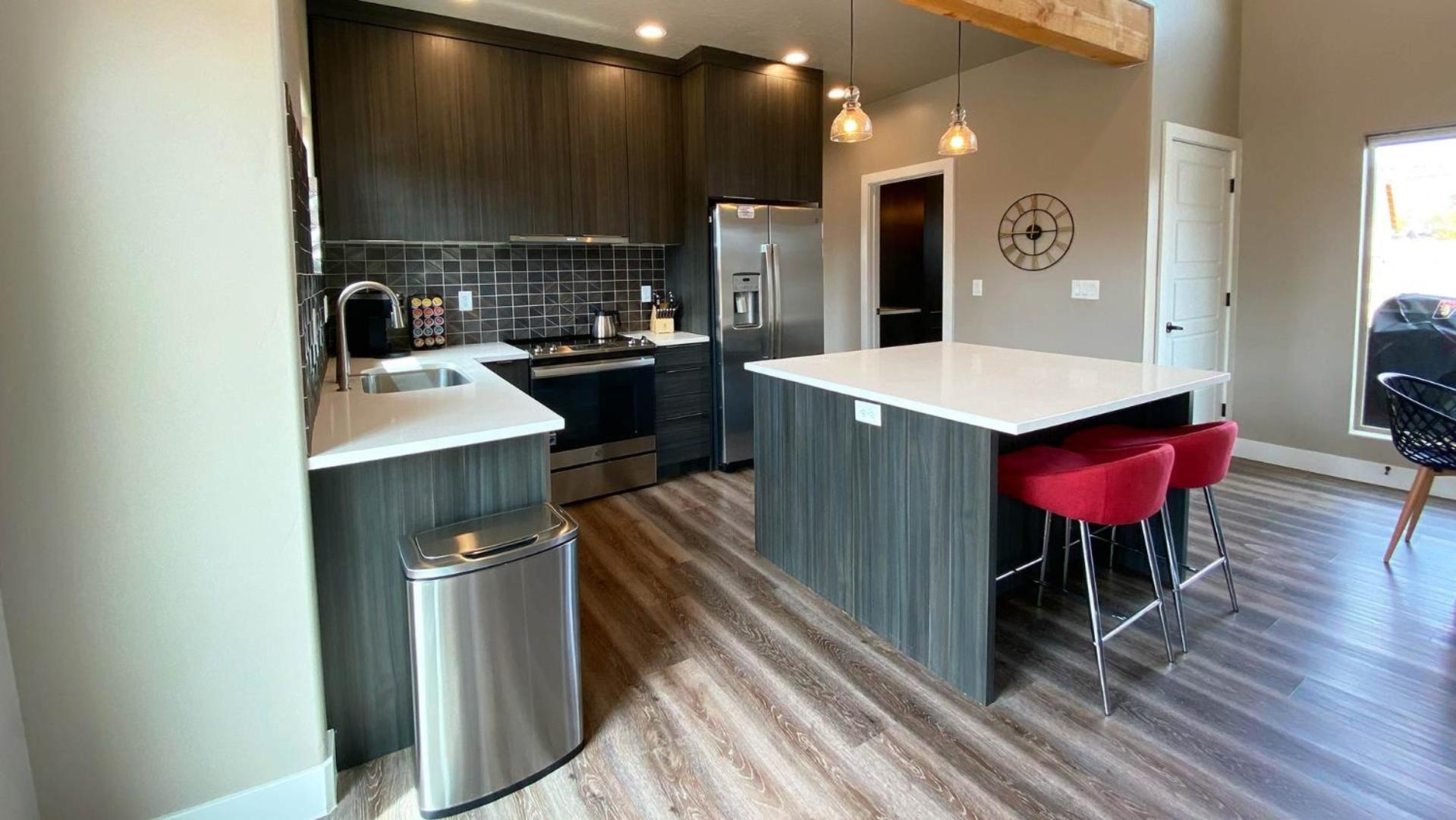 Fotografia 9: Timber & Tin F 2Bed 2Bath w Pool & Rooftop Deck