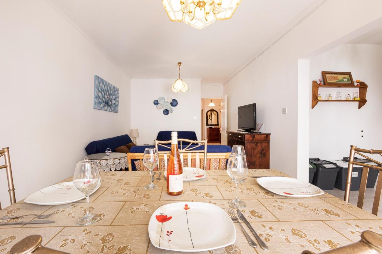 Foto 9: Spacious & Comfy Seaside Flat