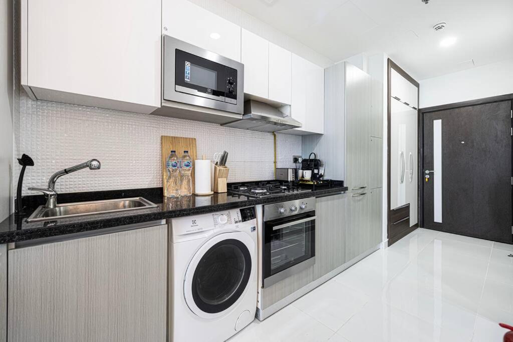Foto 6: Nice studio in Arjan - Dubai