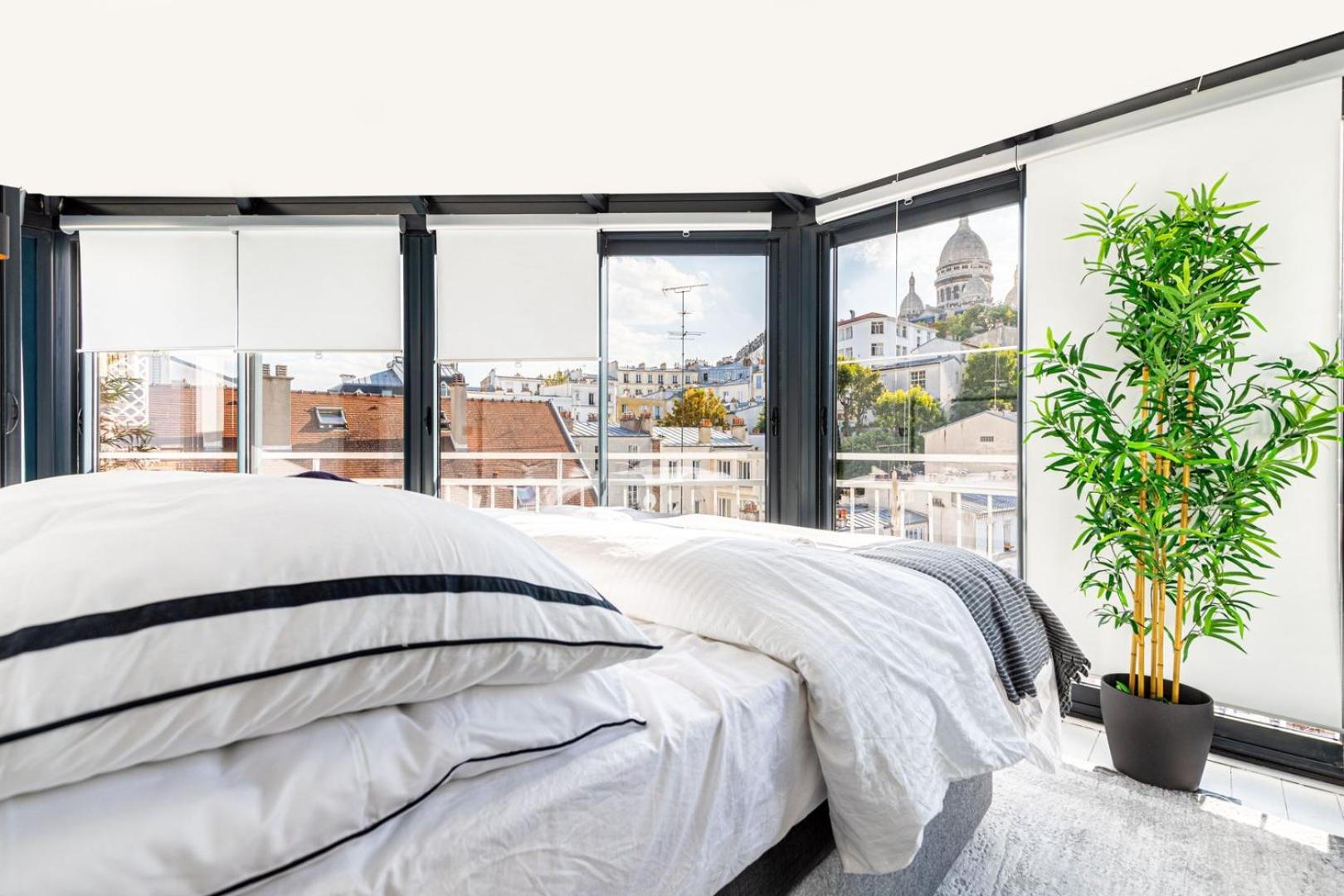 Billede 2: GuestReady - Paris Charm with Montmartre View