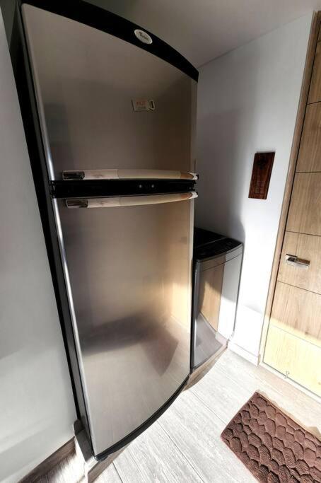 Kuva 9: Cómodo, Hermoso, Fast Wifi, Cowork, Gym, Downtown