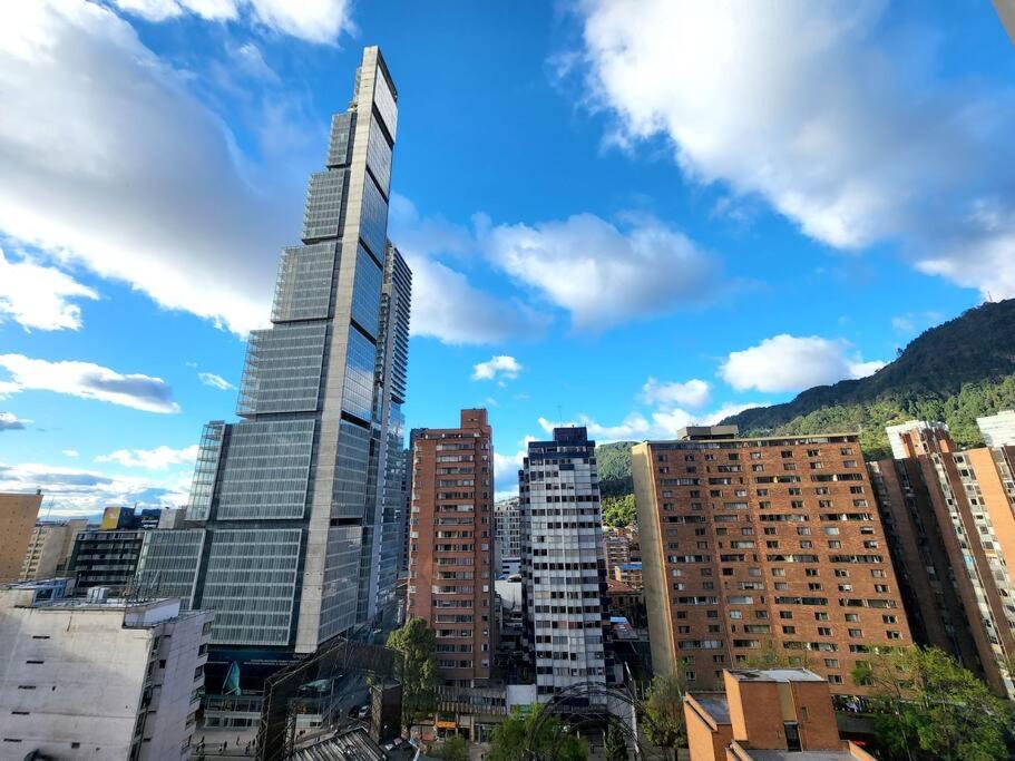 Kuva 10: Cómodo, Hermoso, Fast Wifi, Cowork, Gym, Downtown