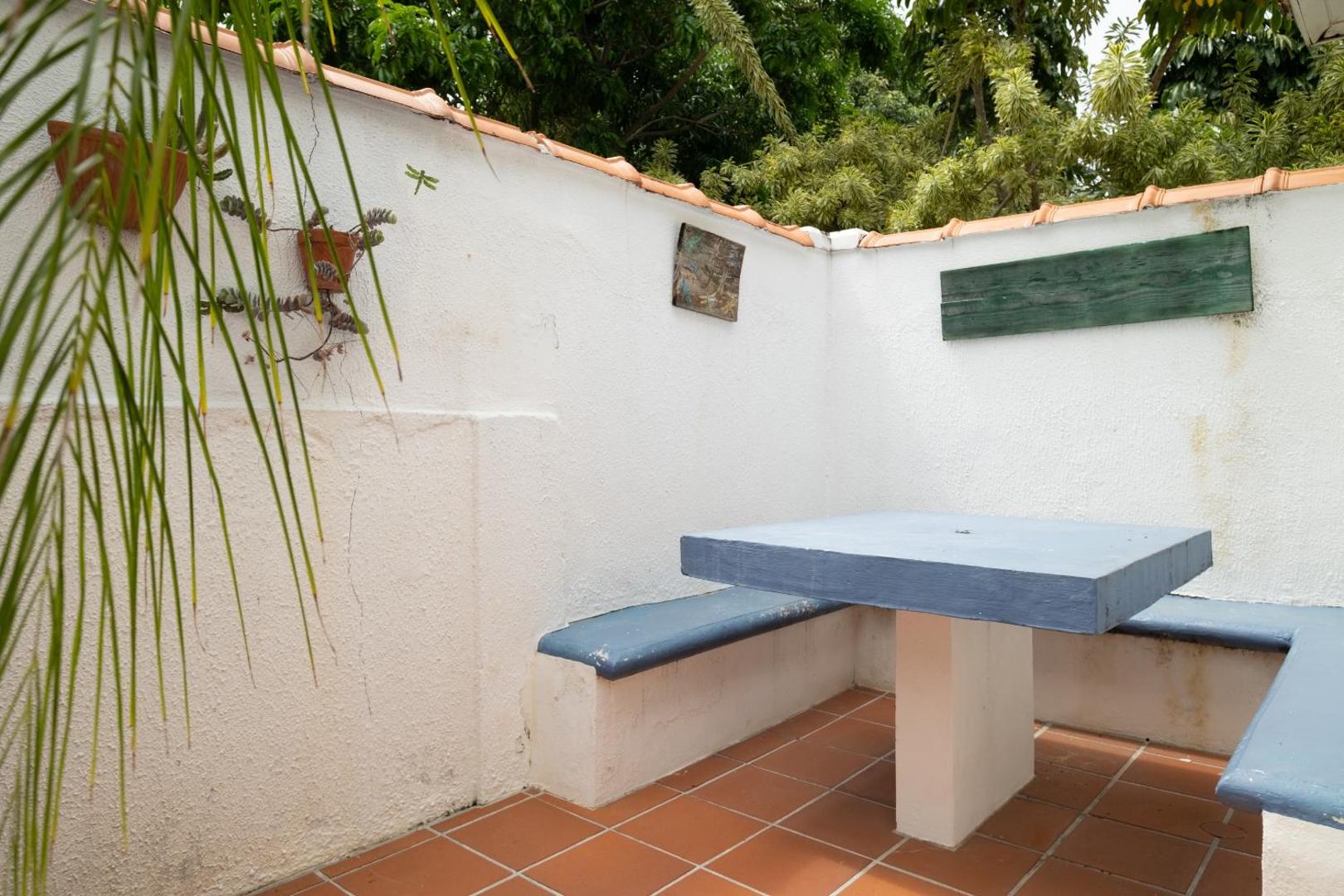 Fotografie 10: Spacious & Bright 2bd Apt, steps to sand! - 18 Down