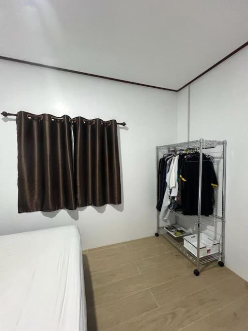 Kuva 6: Spacious & Picturesque Retreat near National Park!