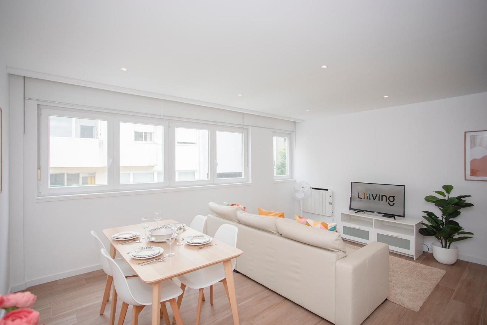 Фотография 8: Liiiving in Matosinhos - Seaside Cosy Apartment