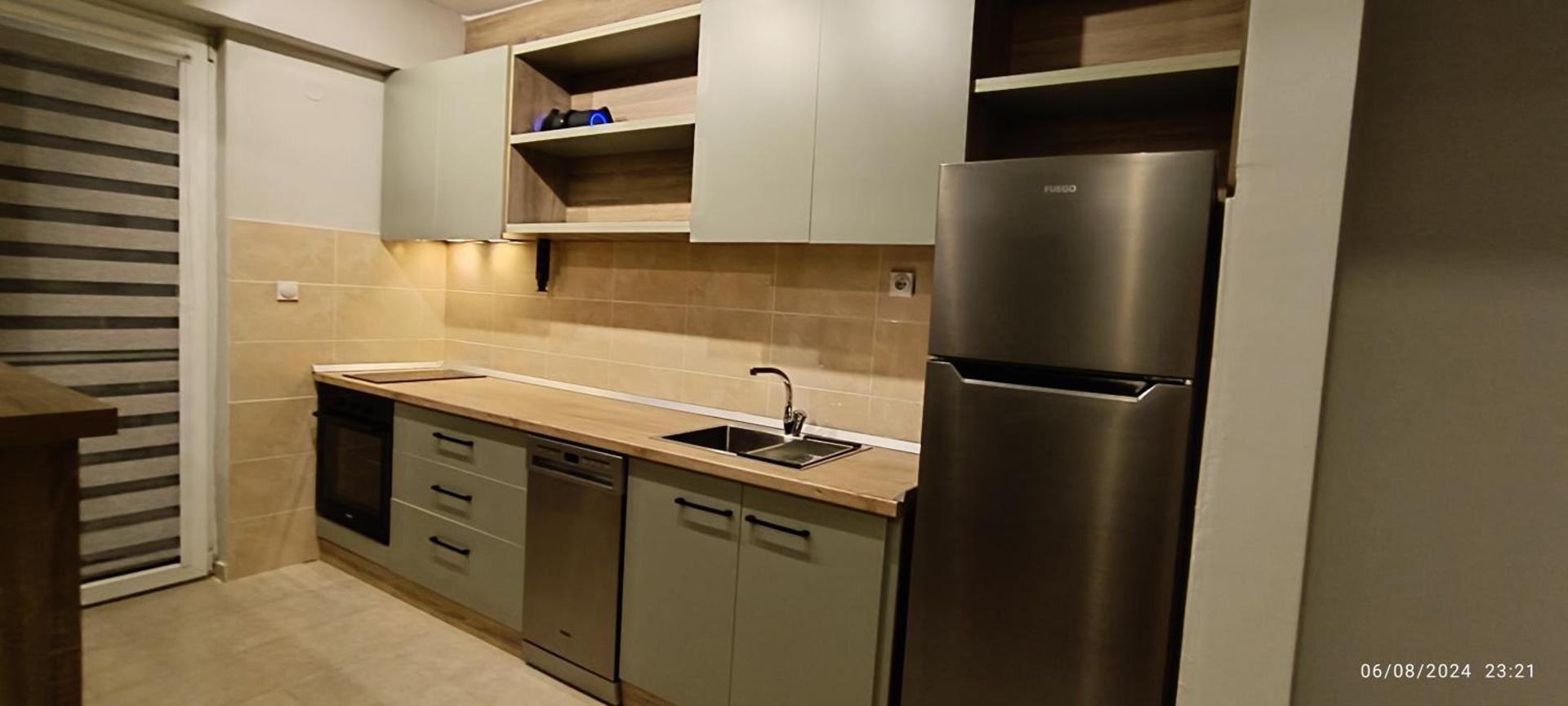 Foto 9: Spacious, Modern Apartment with a Great View
