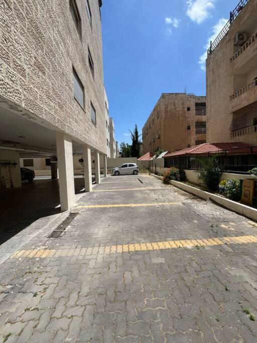 Фотография 6: Flat in Amman Jordan Amman Modern