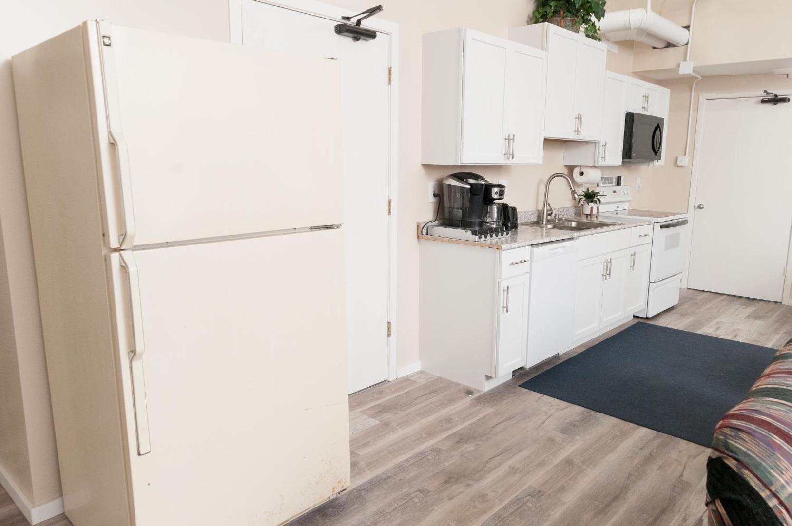 Foto 7: 2 Bed, 1 Bath, Lower Level Loft
