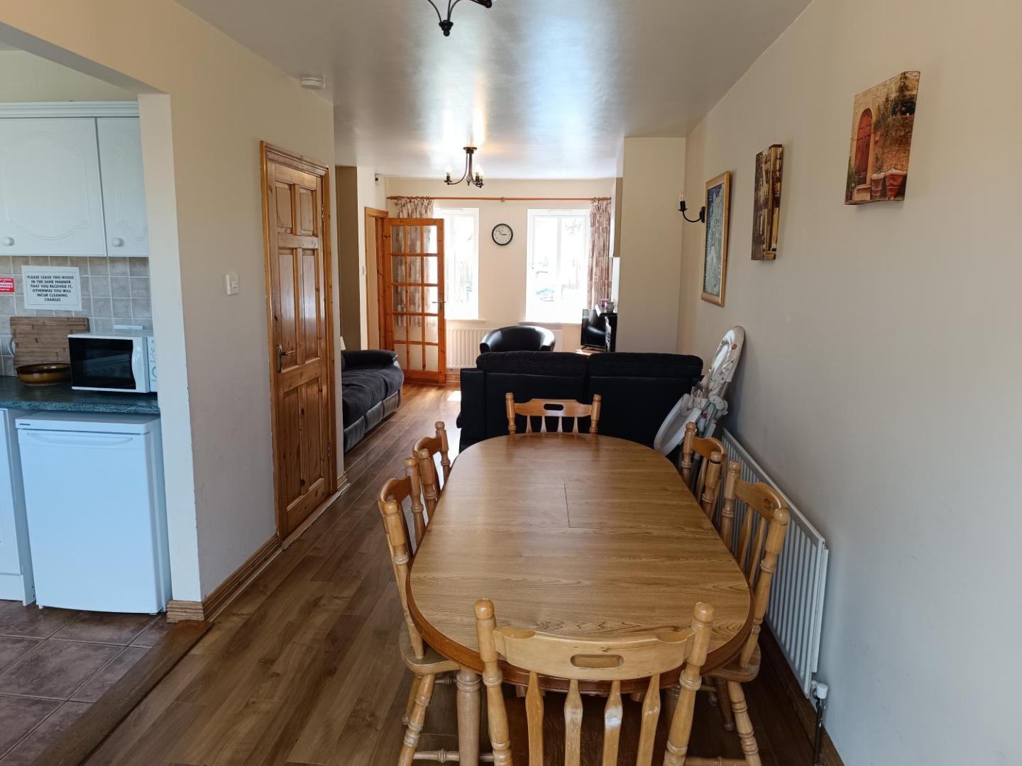 Bilde 10: 4 Bed By The Sea