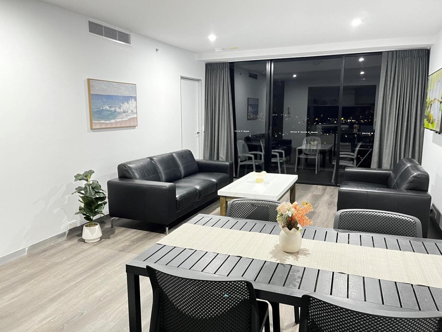 Photo 10 : Circle on Cavil Holidays Gold Coast