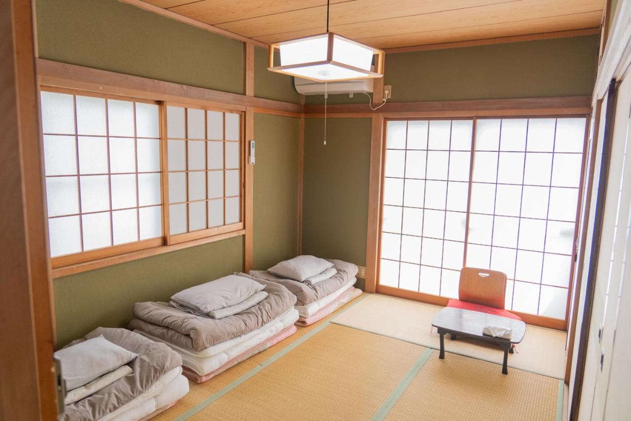 Kuva 8: 木の家ゲストハウス別館