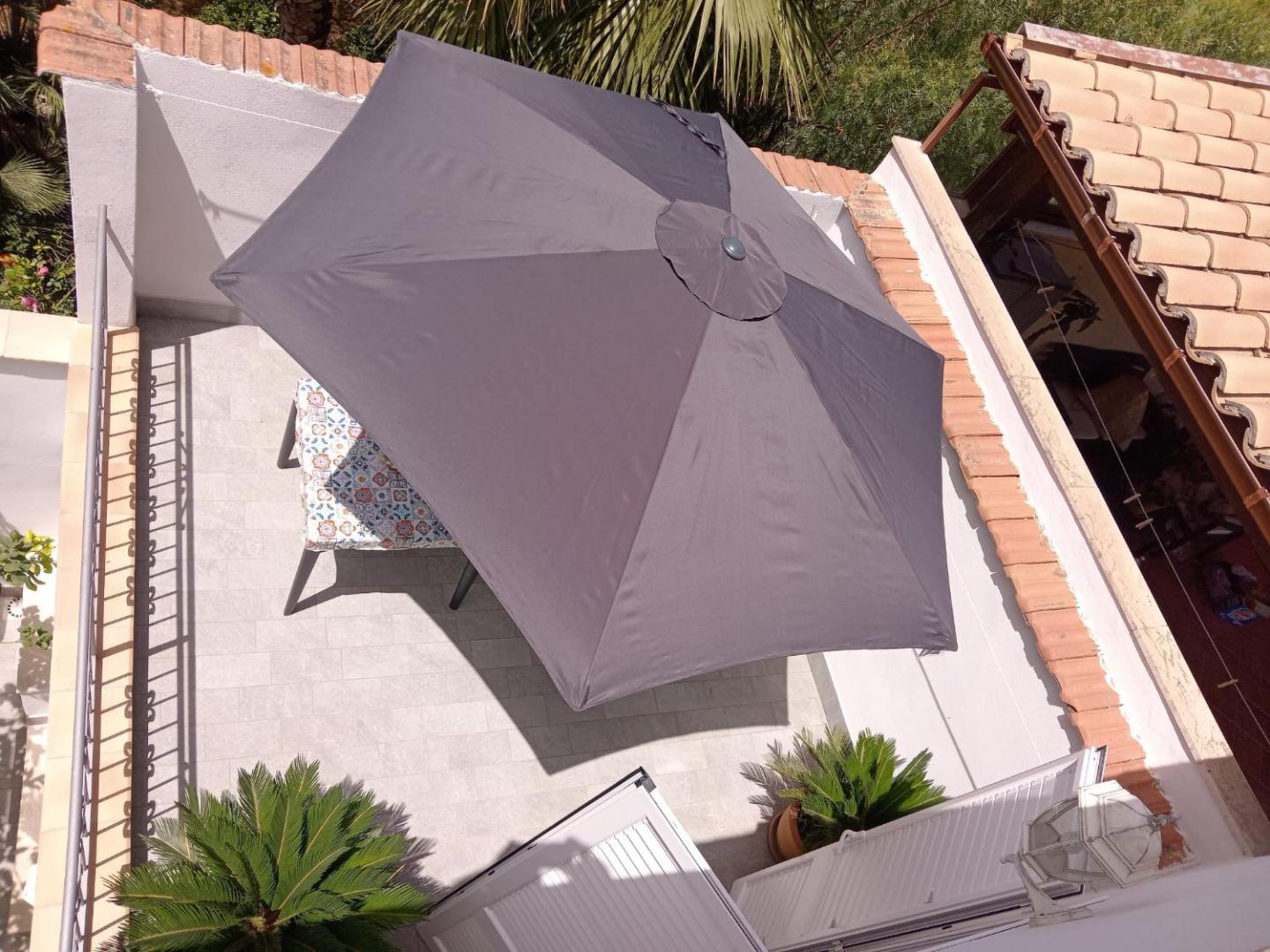 Bild 3: BED & BREAKFAST VAL di ERICE
