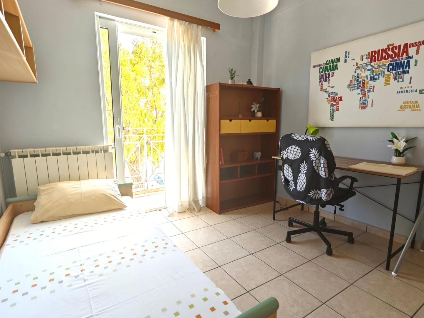 Φωτογραφία 10: Spacious & Bright flat with balcony