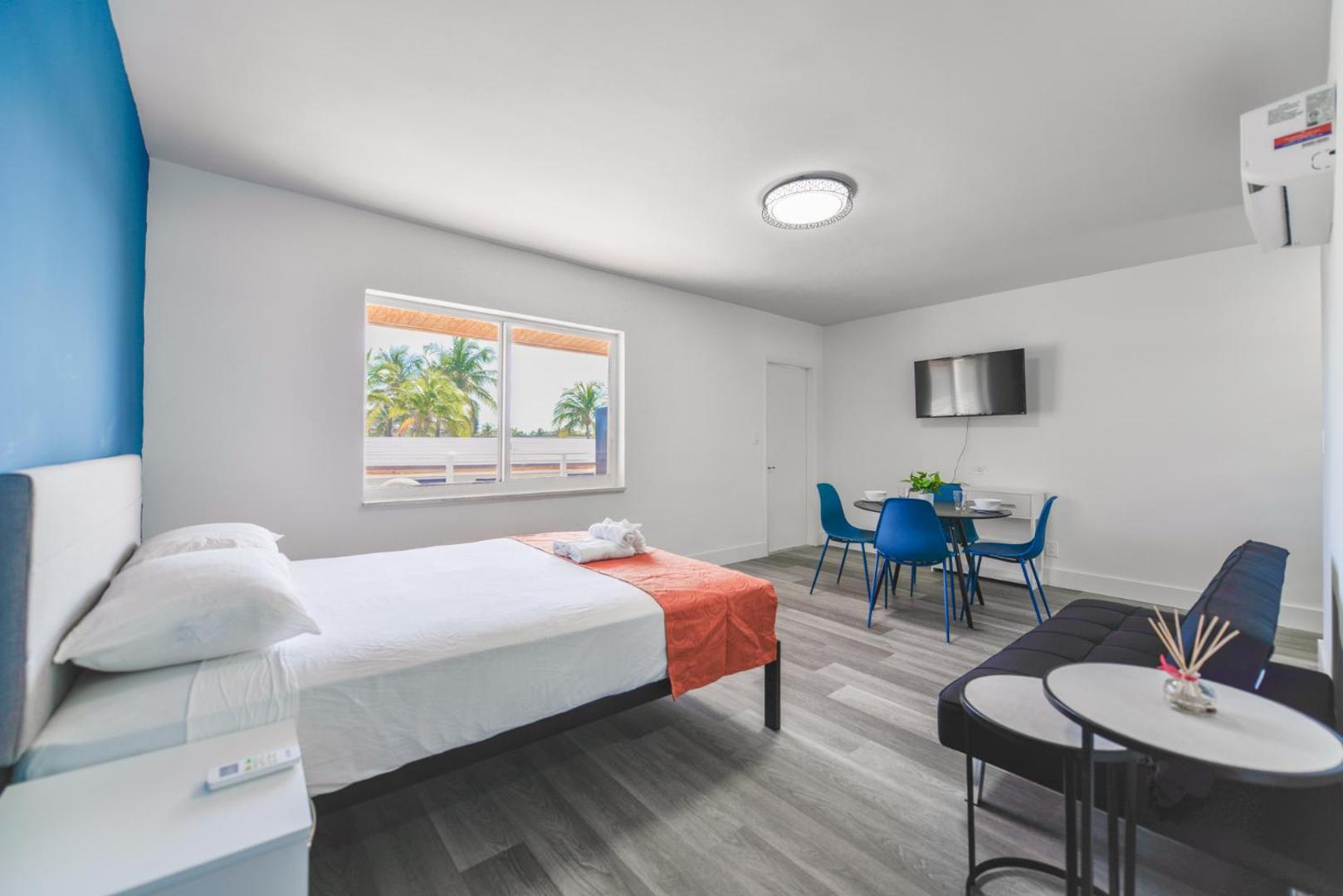 Φωτογραφία 7: Spacious unit with pool and parking - M33