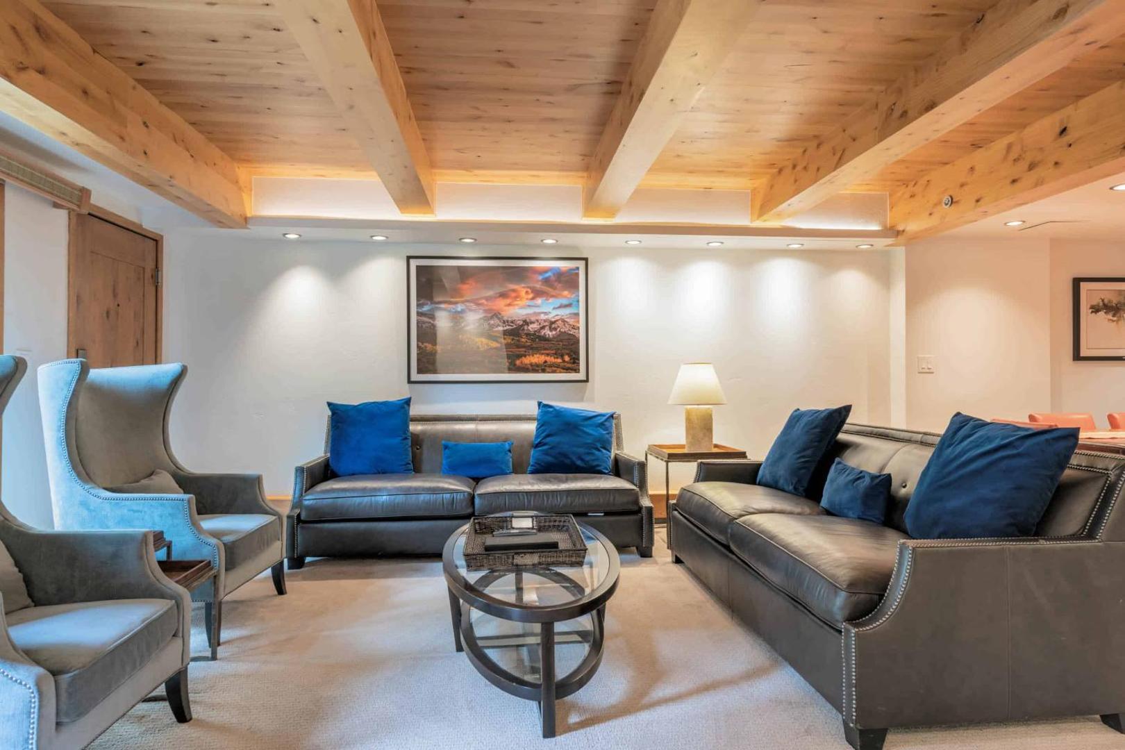 Φωτογραφία 3: Lodge at Lionshead 103