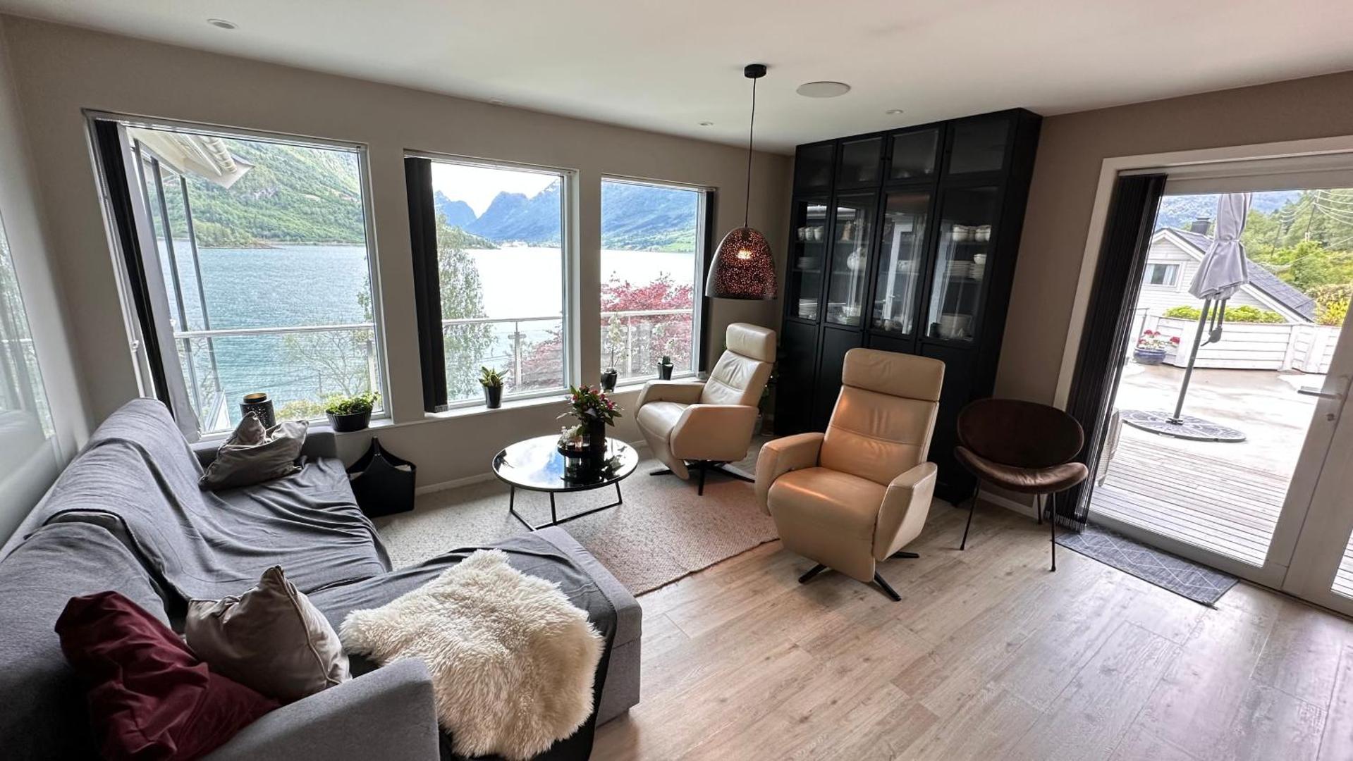 Billede 7: Panorama #CasaSolvik #Loen