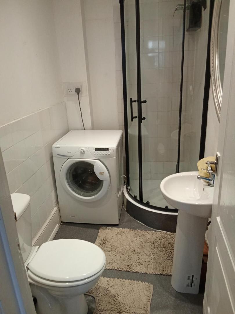 Φωτογραφία 5: Balcony, sea view apartment next to port with parking