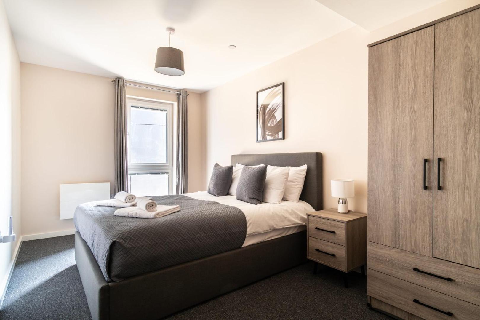 Fotografie 3: Bright & Stylish 2 Bed Apartment in Manchester