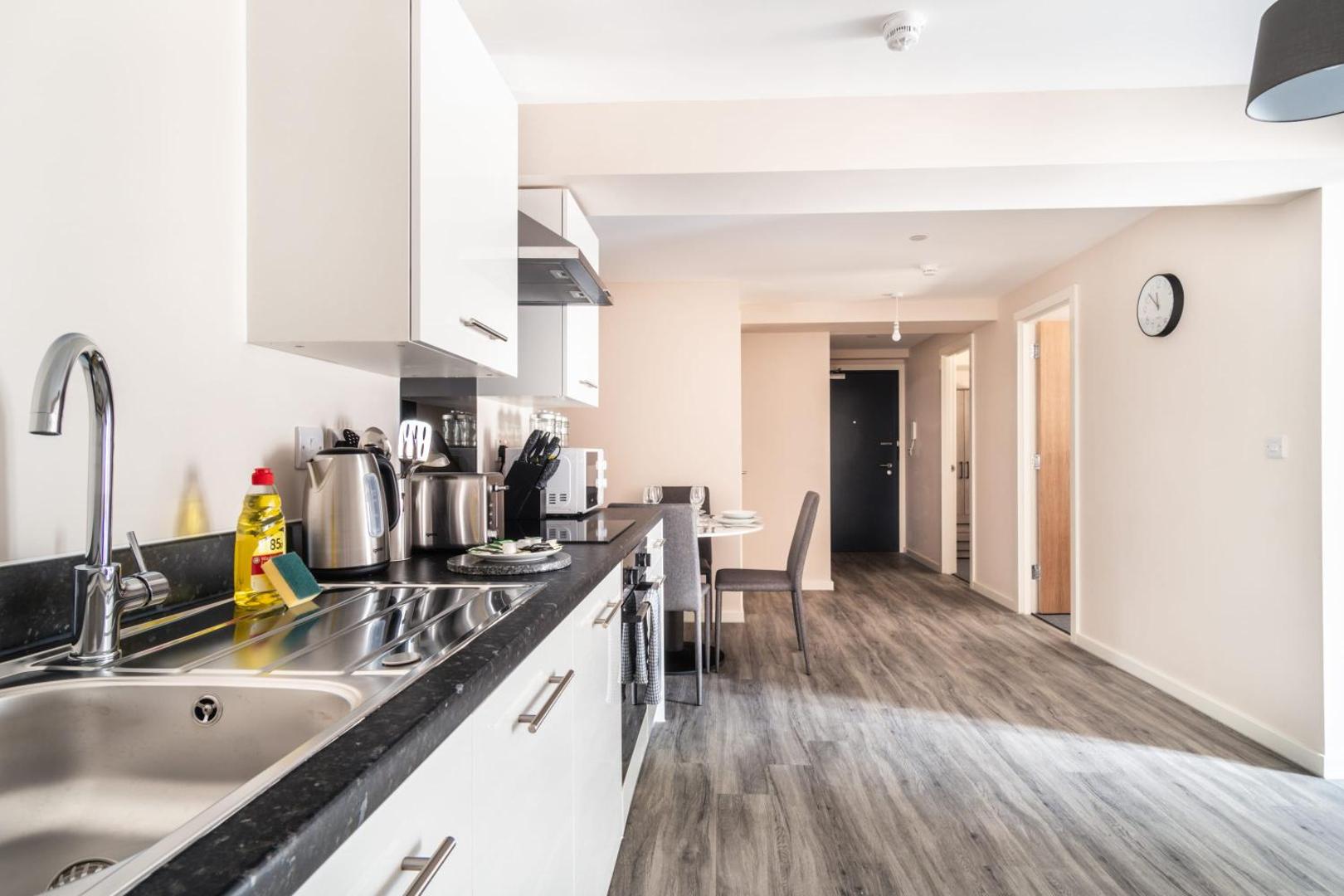 Fotografie 10: Bright & Stylish 2 Bed Apartment in Manchester