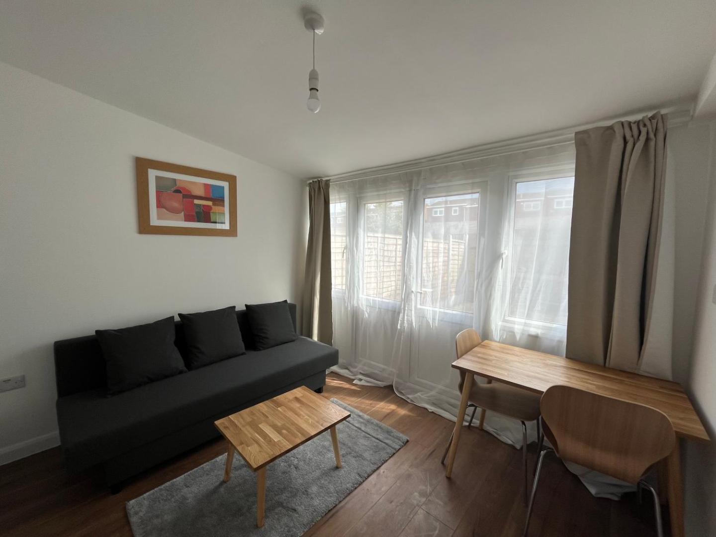 Fotografie 10: 1BD Flat with Patio - 5 min to London City Airport