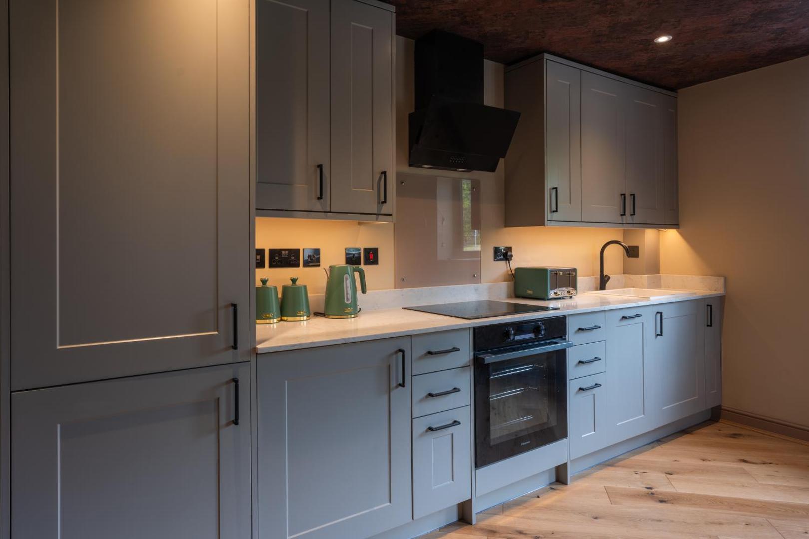 Bilde 2: Darwin - 1 Bedroom Luxury Apartment by Mint Stays