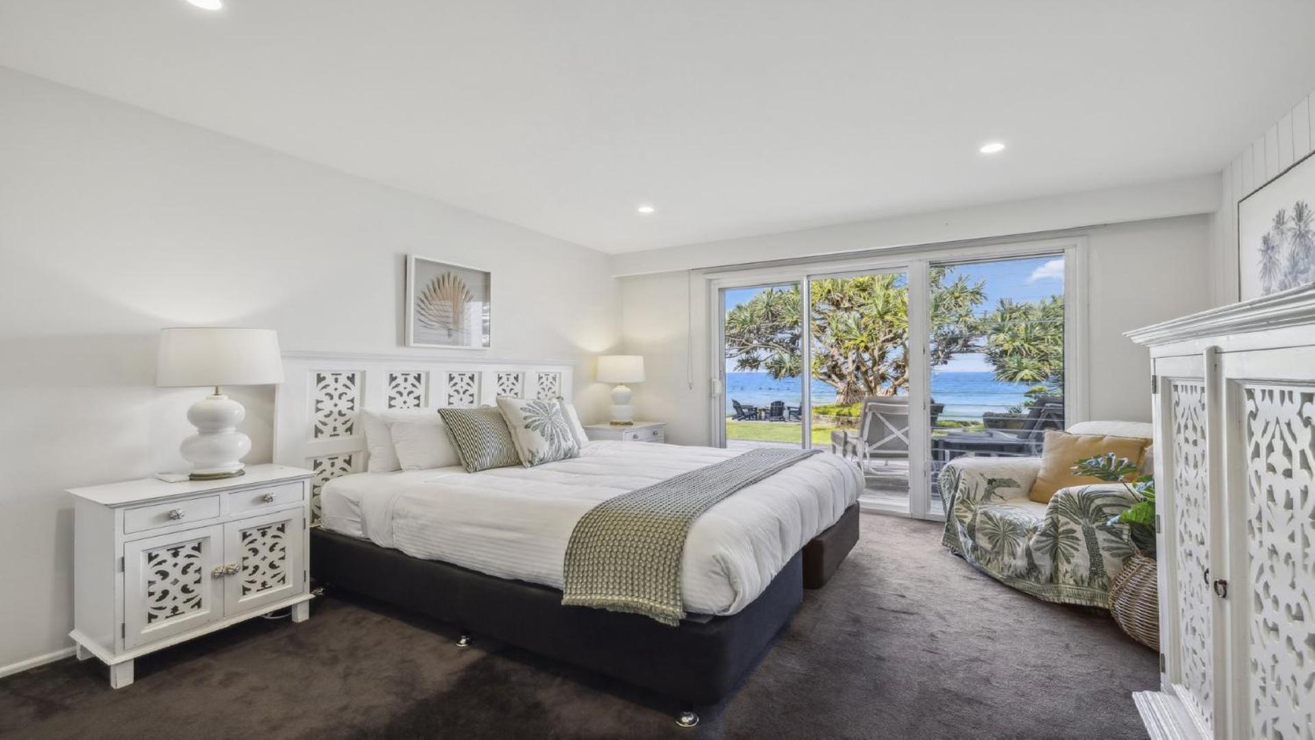 Hampton on the Beach - Stunning Beach Front, Sleeps 8的照片7