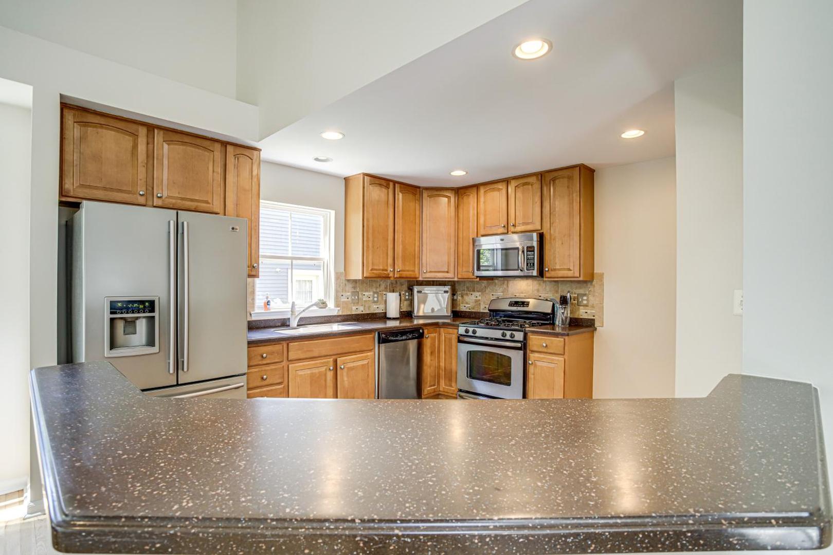 Φωτογραφία 8: Deck, Hot Tub and Resort Amenities Ocean View Gem