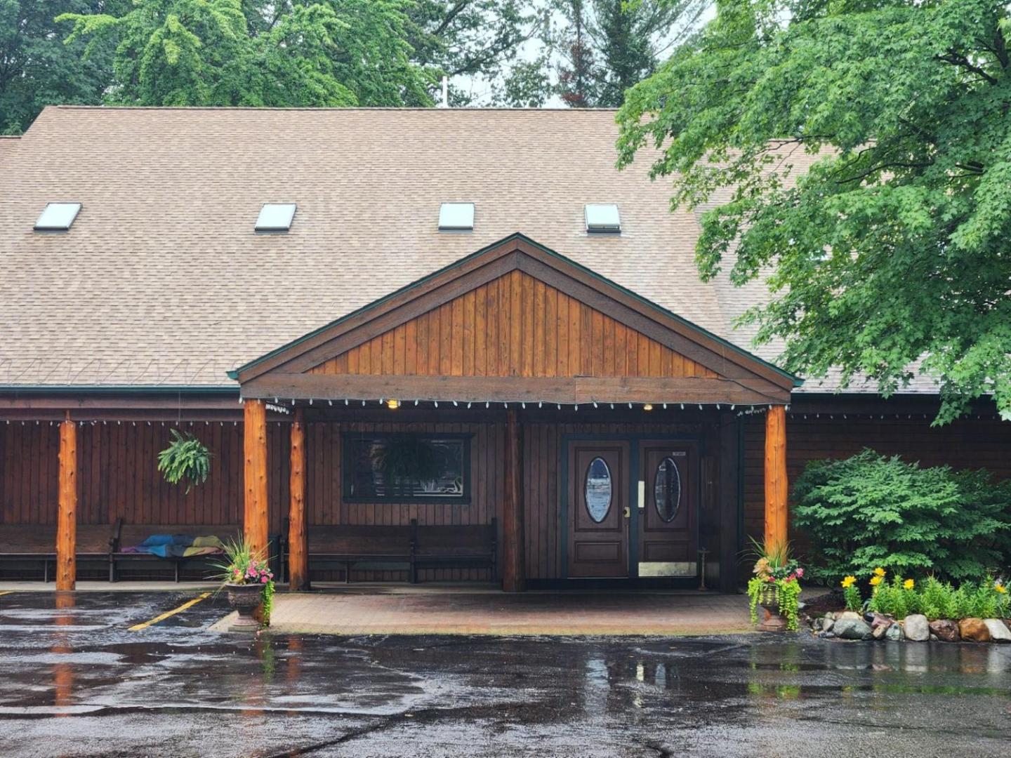 Foto 4: Springbrook Inn