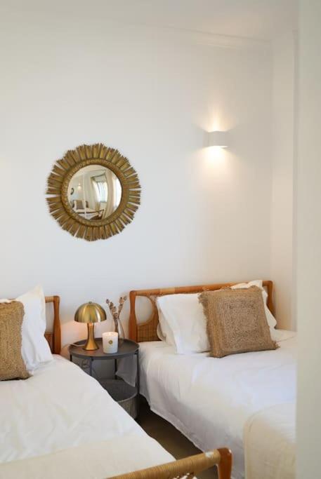Foto 4: Spacious 2 Bed with Panoramic Views with Parking