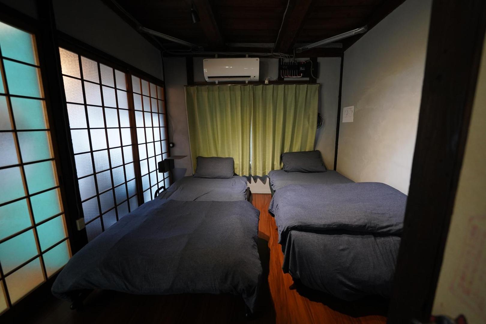 Kuva 10: 錦町の宿路地屋