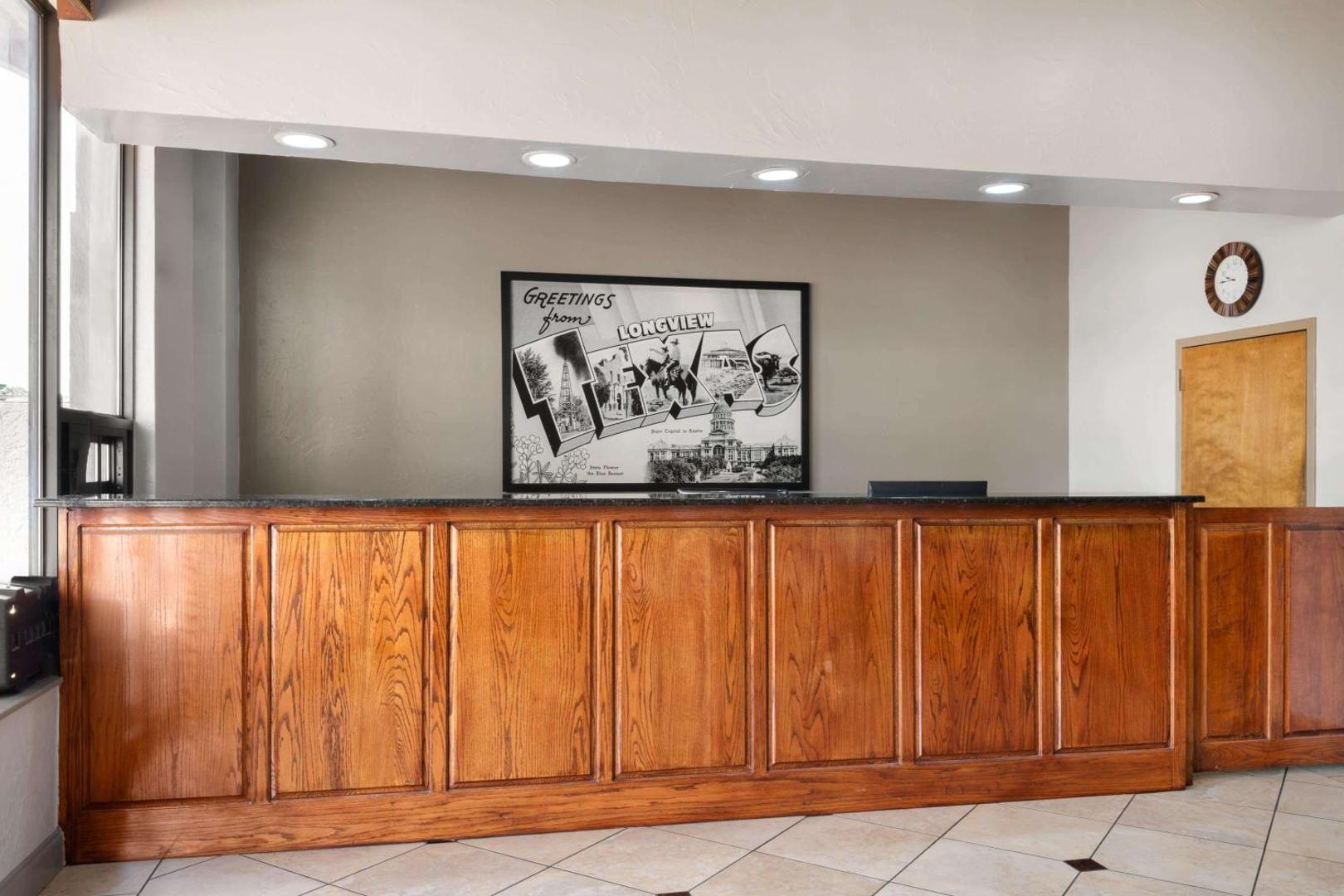 Foto 4: Super 8 by Wyndham Longview/North