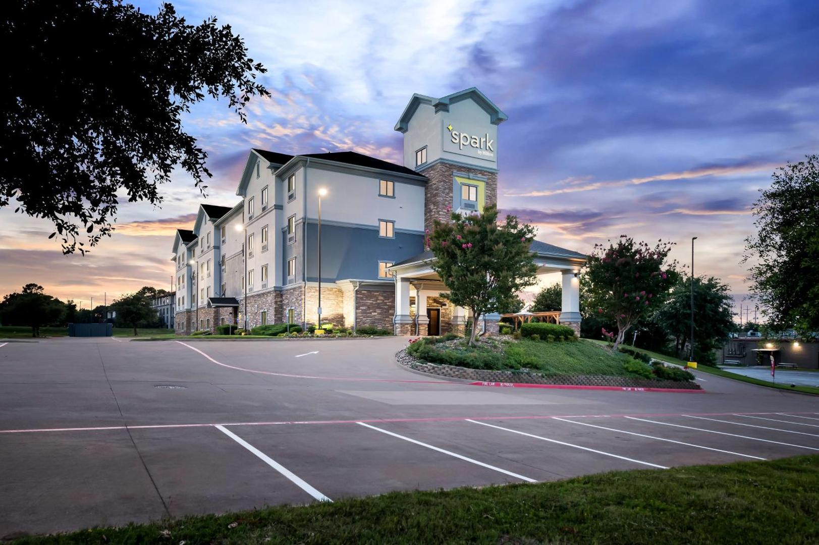 Foto 9: Spark By Hilton Longview